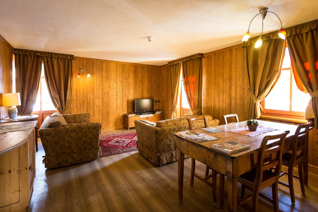 Hotel Lyshaus Gressoney-Saint-Jean Exterior photo