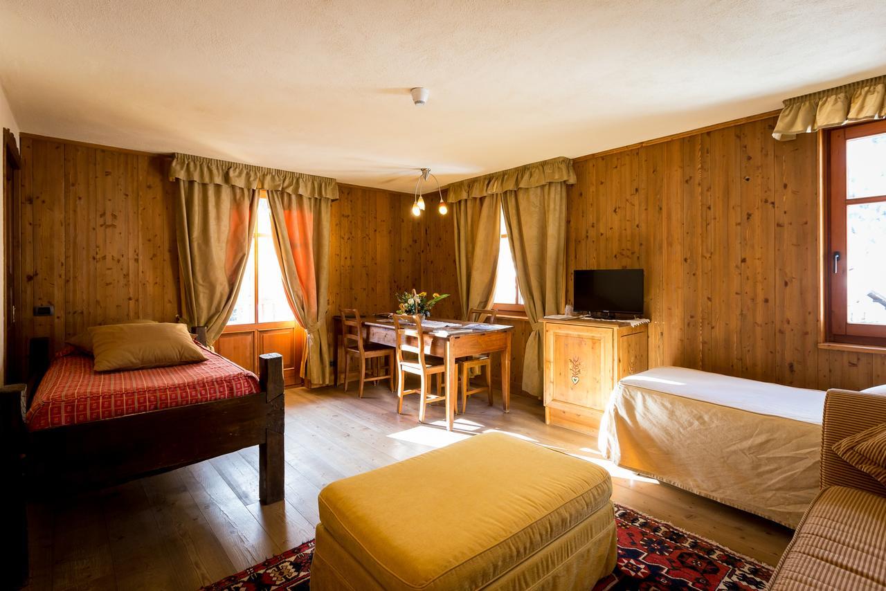 Hotel Lyshaus Gressoney-Saint-Jean Exterior photo