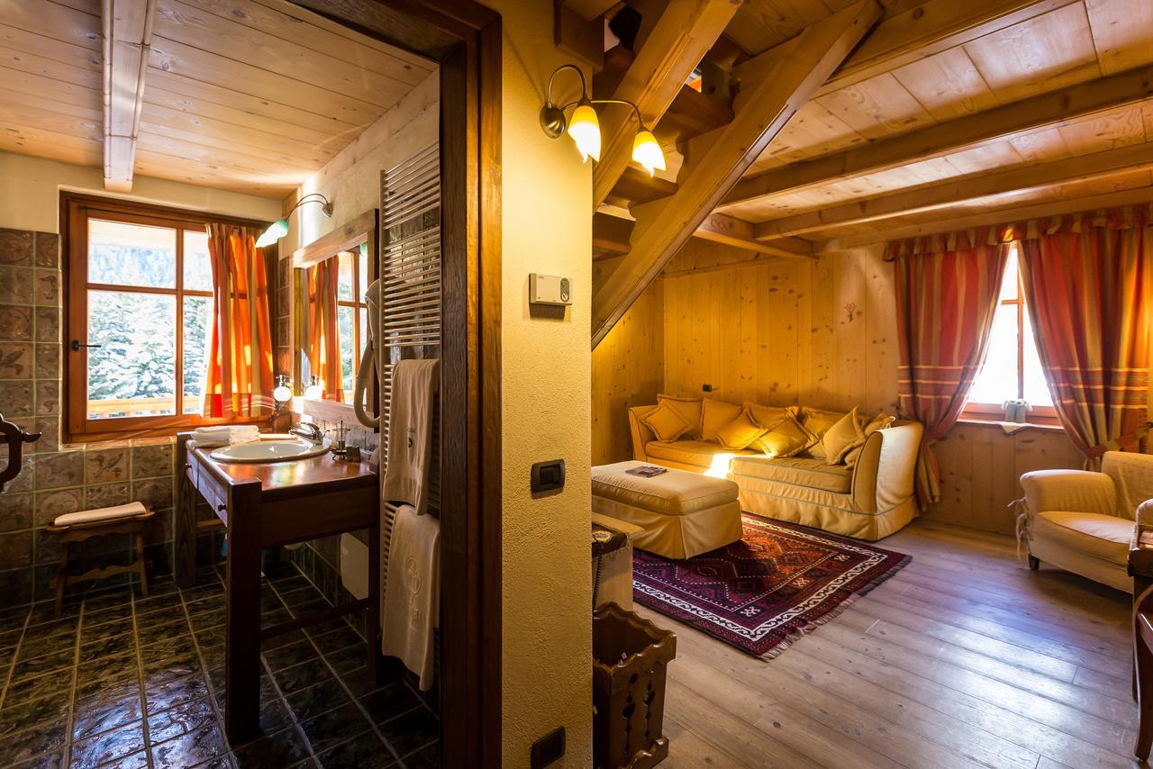 Hotel Lyshaus Gressoney-Saint-Jean Exterior photo