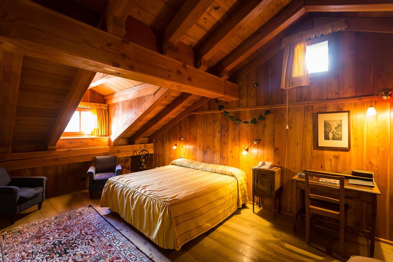 Hotel Lyshaus Gressoney-Saint-Jean Exterior photo