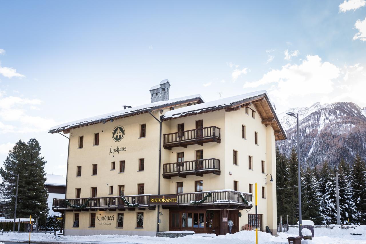 Hotel Lyshaus Gressoney-Saint-Jean Exterior photo